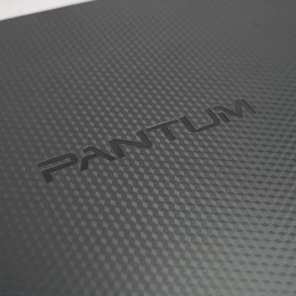 МФУ Pantum BM2302 — текстура крышки